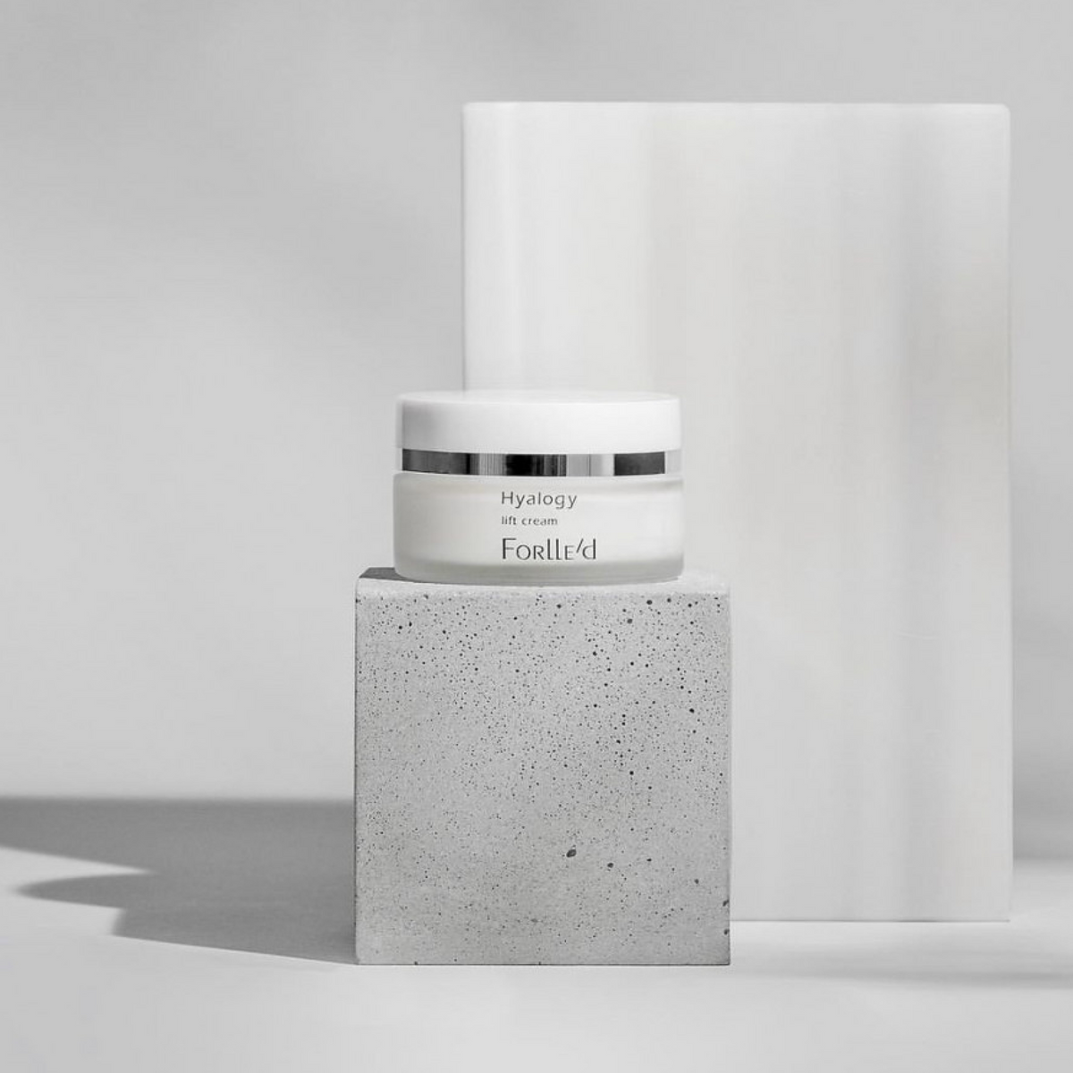 Forlle'd Hyalogy Lift Cream